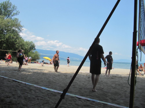La Niouguen's joue au Volley-Ball