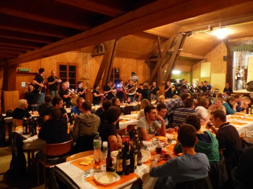 Soirée raclette à la Jeunesse d'Orzens en 2013